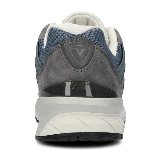 New Balance 990 V5