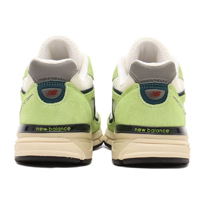 New Balance 990 V4 Green