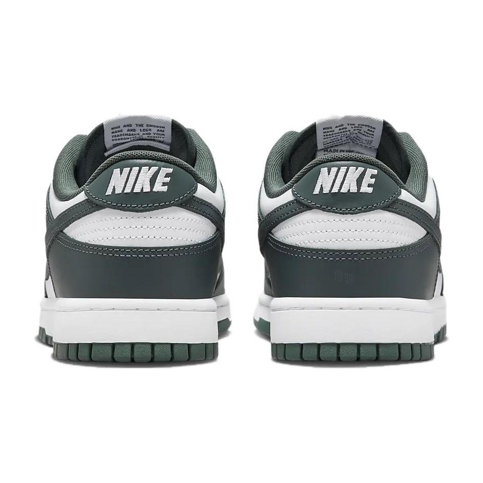 Nike Dunk Low "Vintage Green"