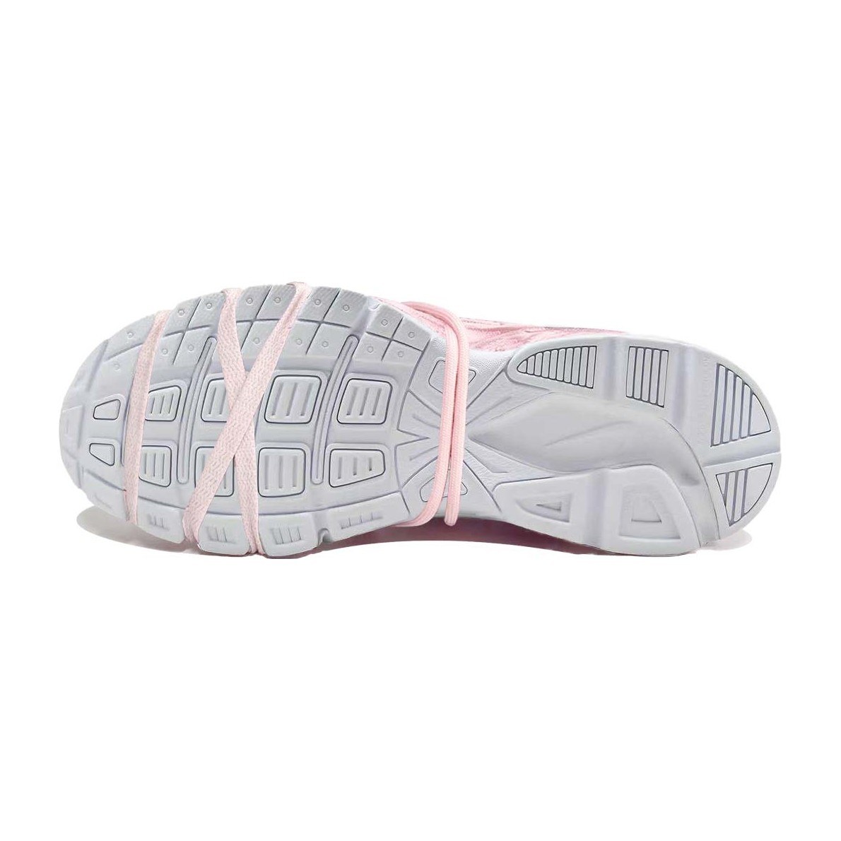Nike Initiator