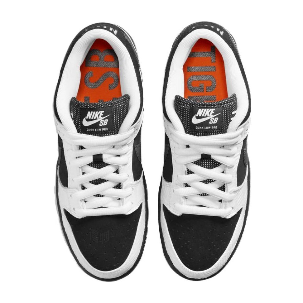 TIGHTBOOTH x Nike Dunk SB Pro "Black and White"