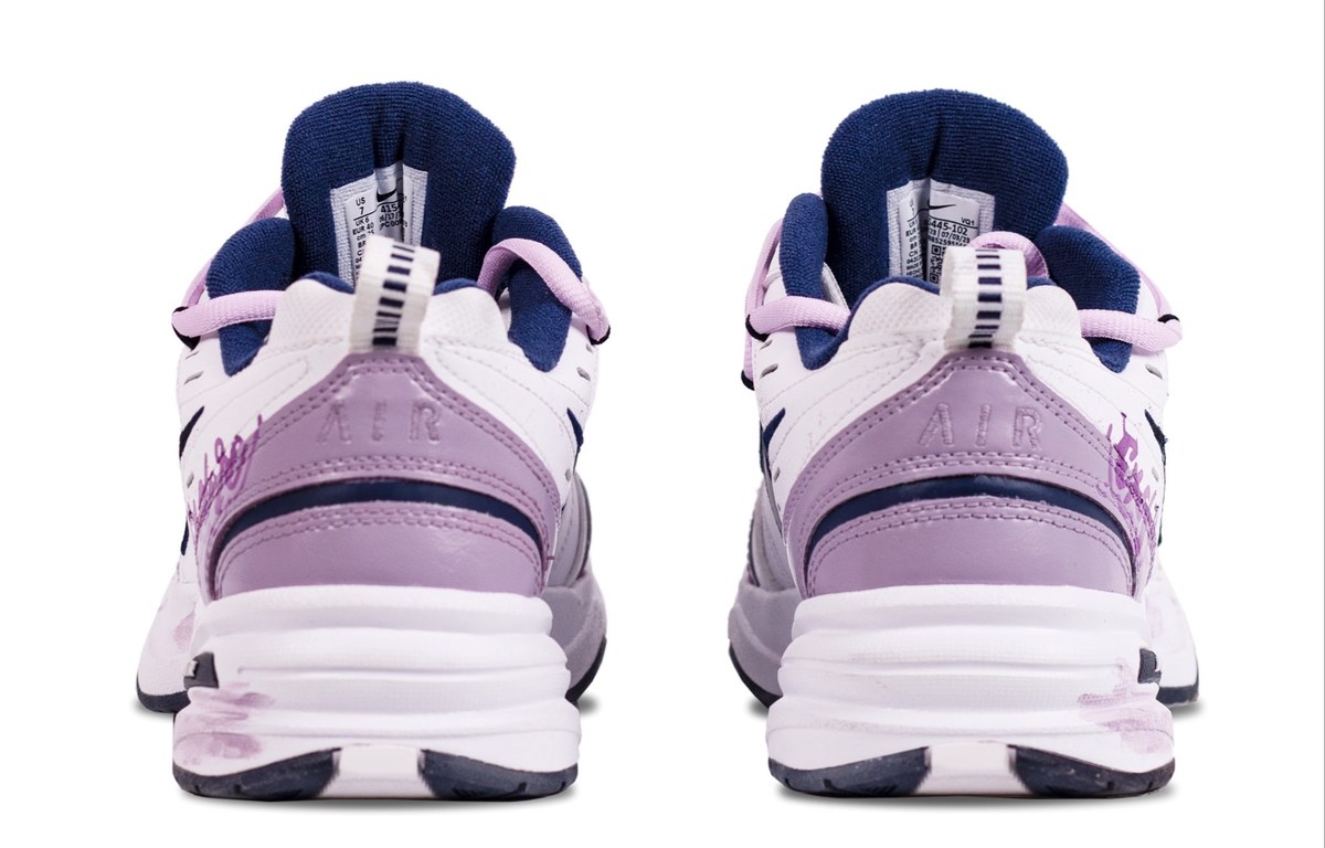 Nike Air Monarch 4
