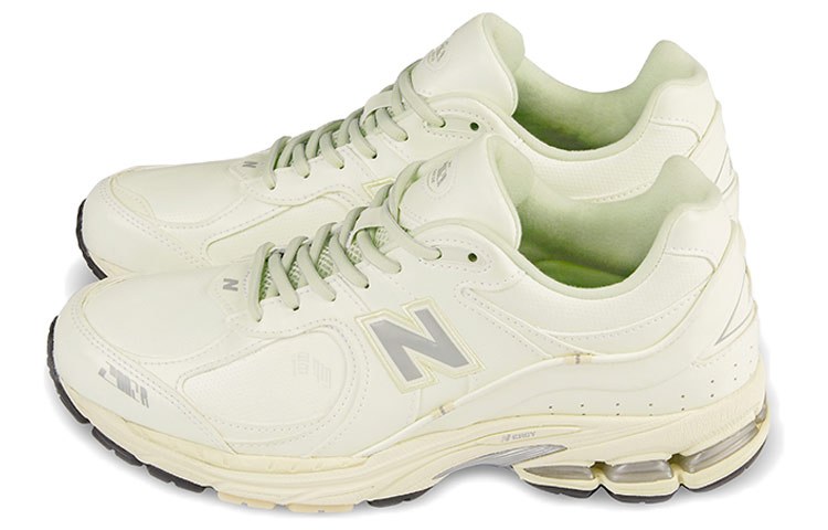 New Balance 2002R White