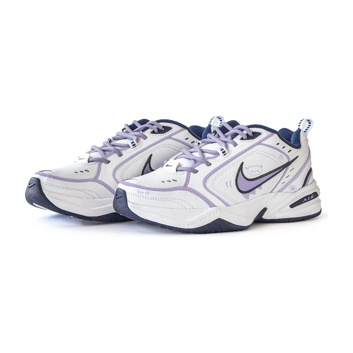 Nike Air Monarch 4