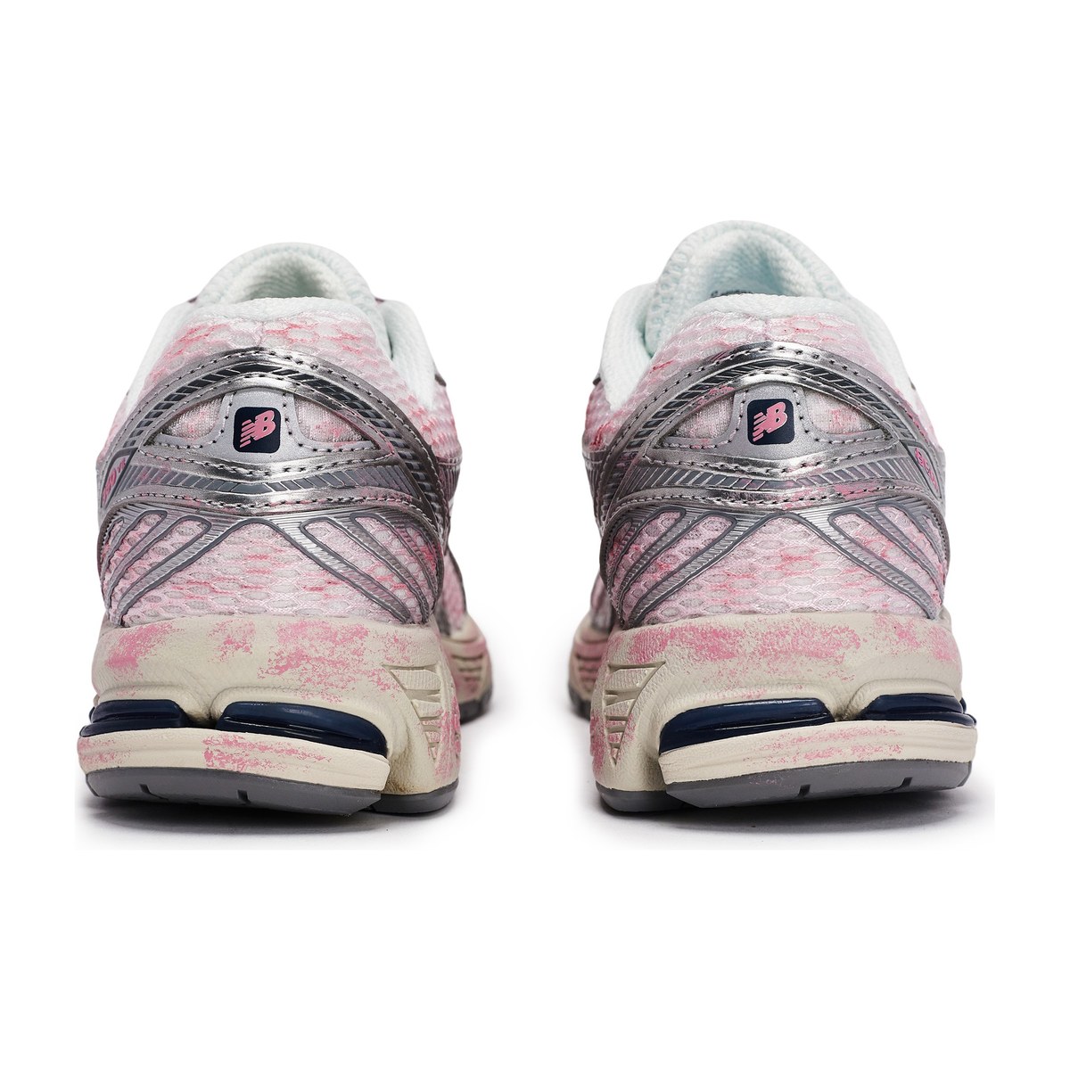 New Balance 860