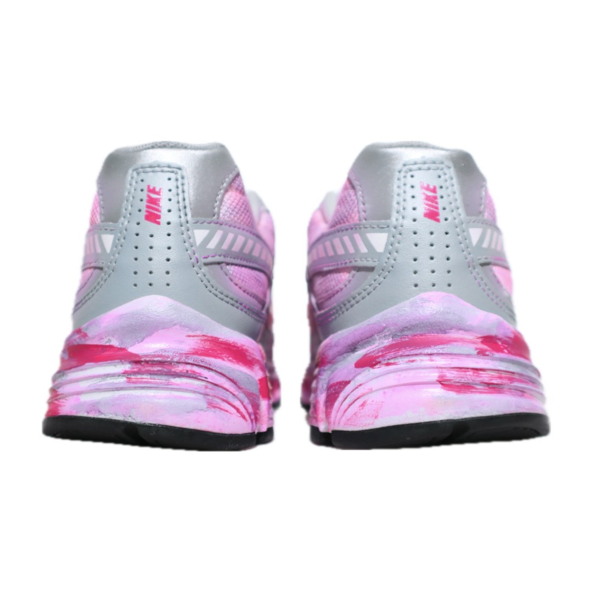 Nike Initiator