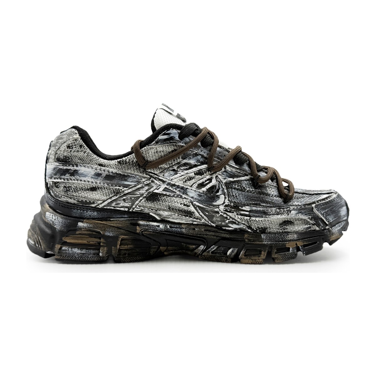 Nike Initiator