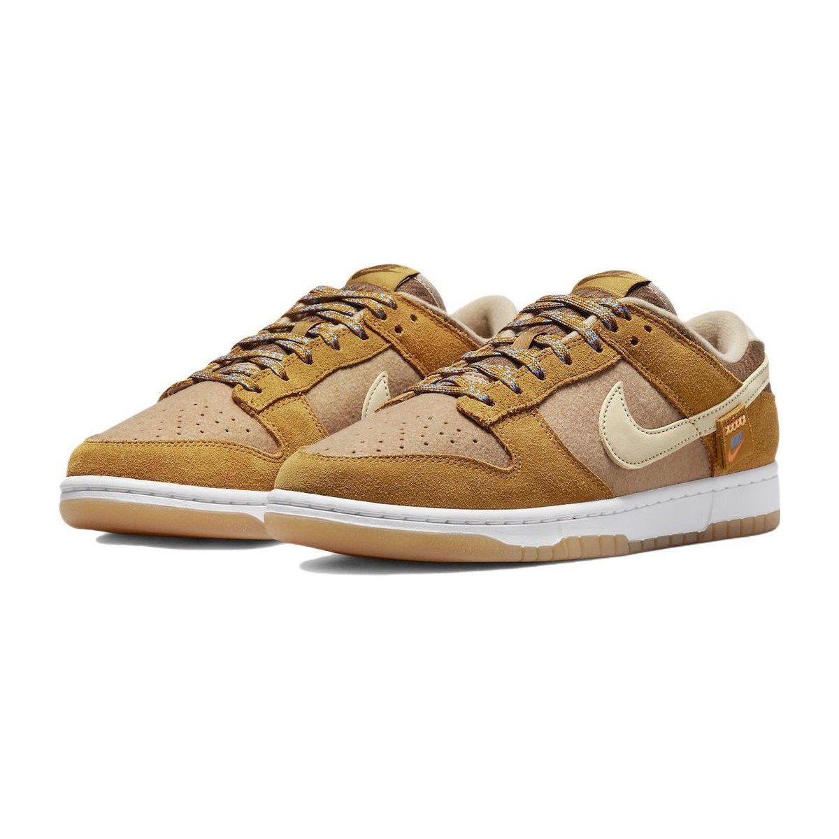 Nike Dunk Low "Teddy Bear"