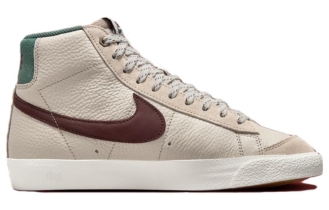 Nike Blazer '77 Mid Beige