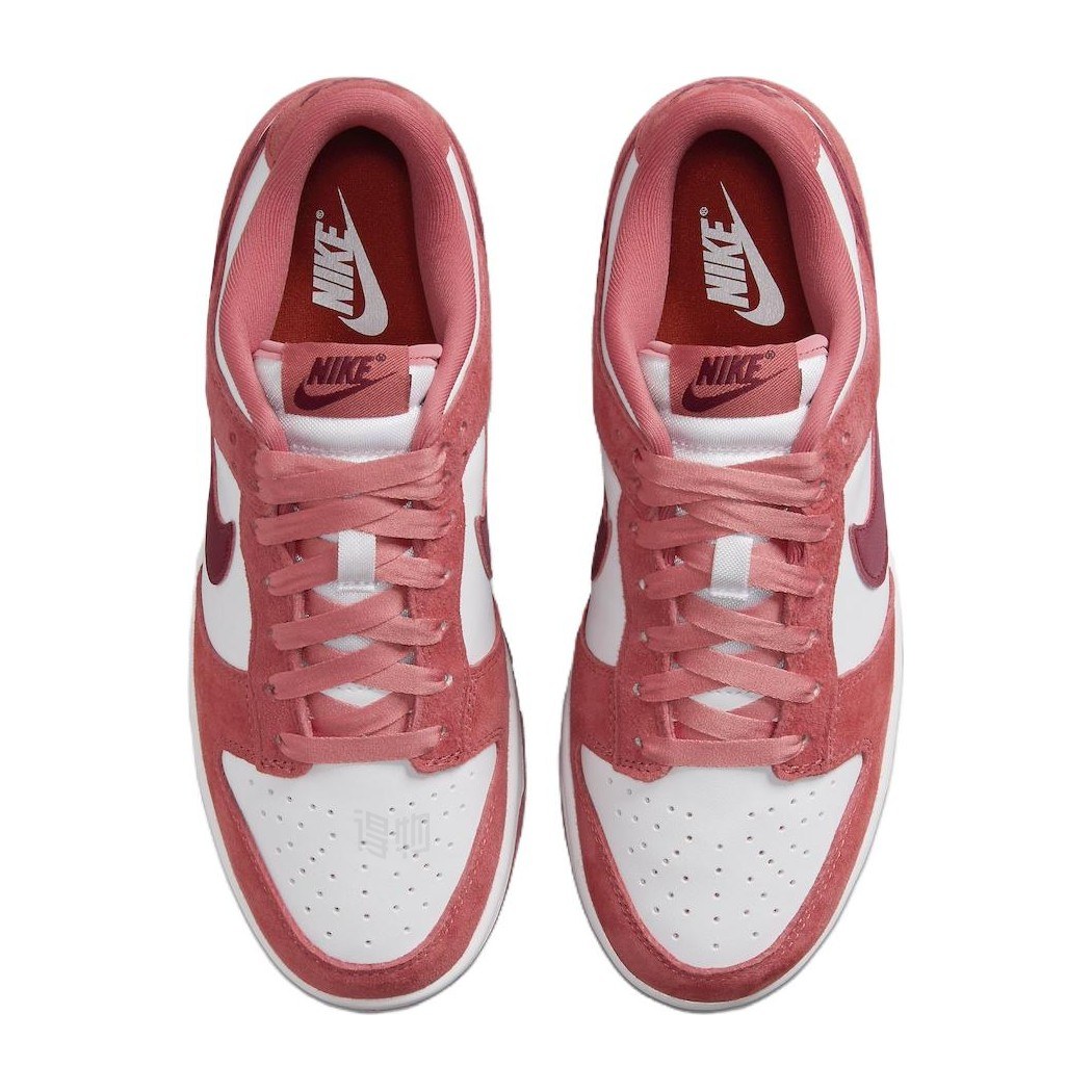 Nike Dunk Low WMNS "Valentine's Day"