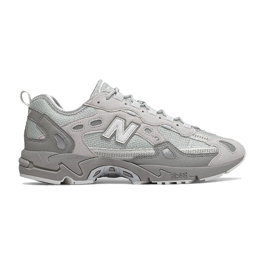 New Balance 827