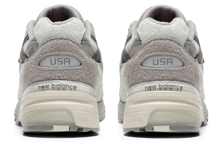 Levis x New Balance 992