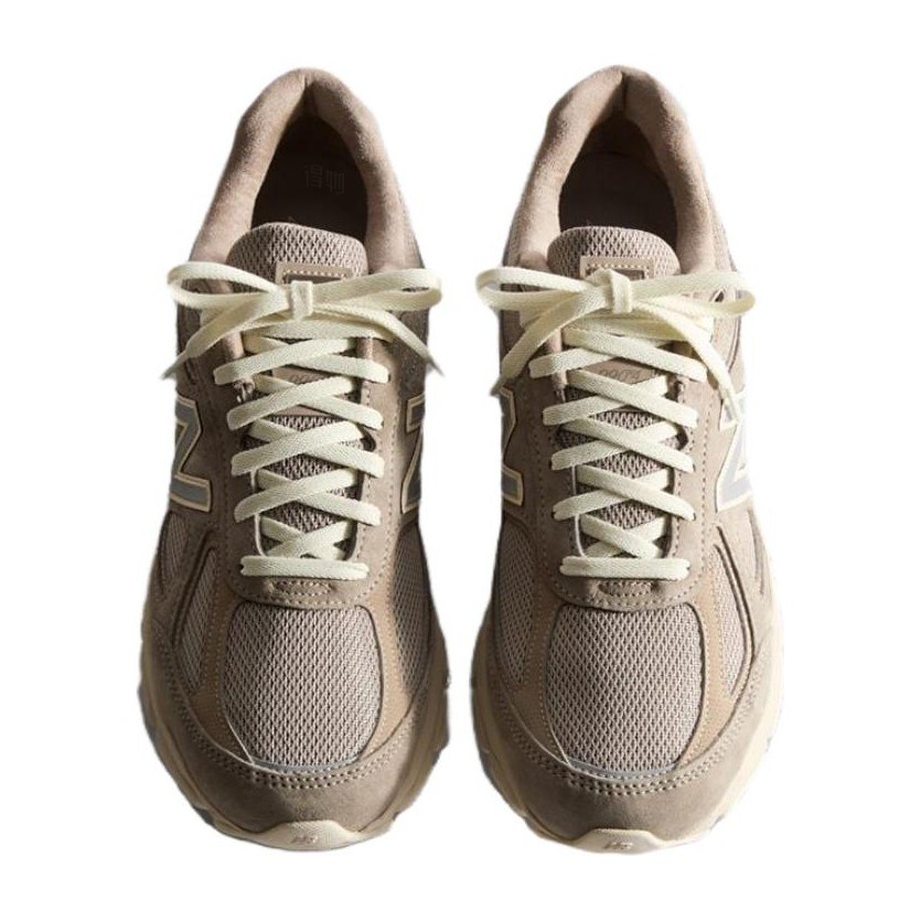 KITH x New Balance 990 V4 KT4