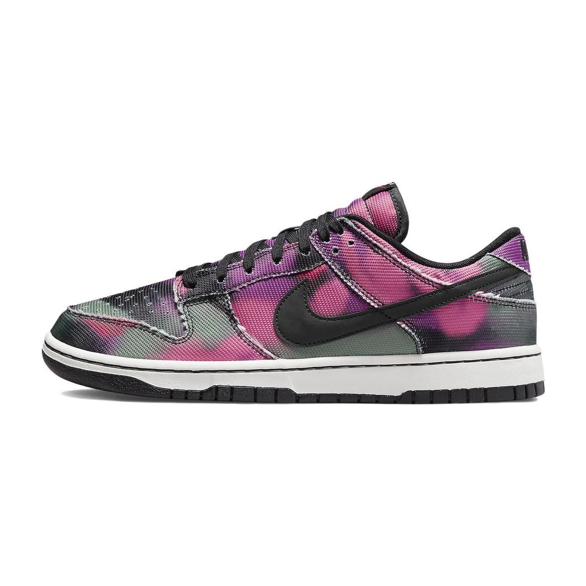 Nike Dunk Low PRM "Graffiti"