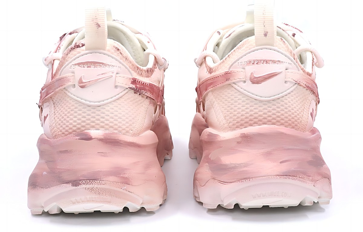 Nike TC 7900