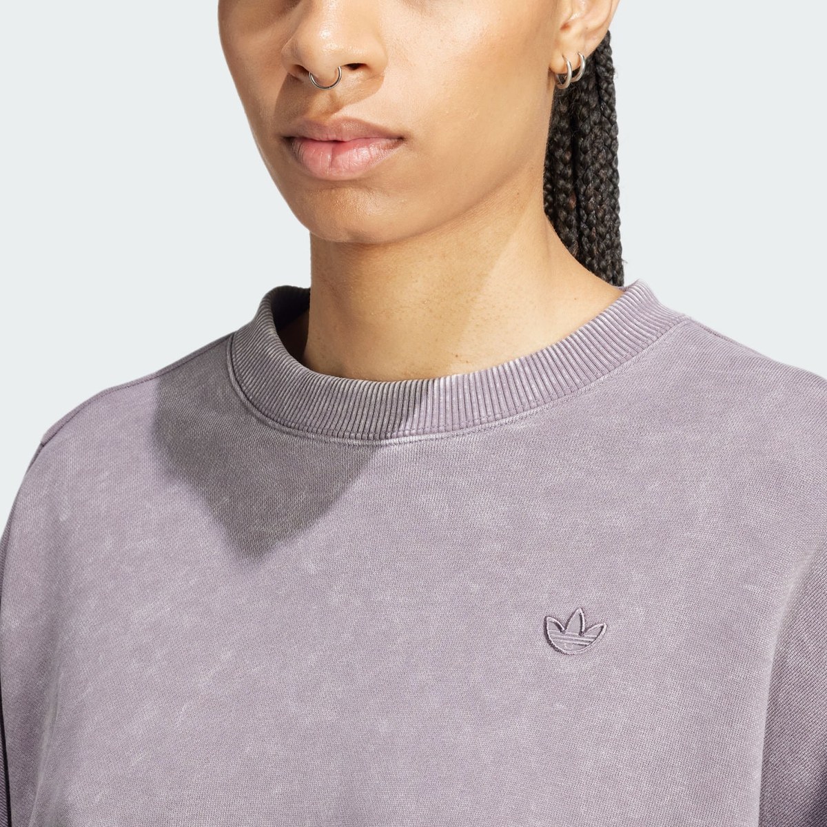 adidas Originals Premium Essentials Washed FW24 Crewneck Sweatshirt Gray