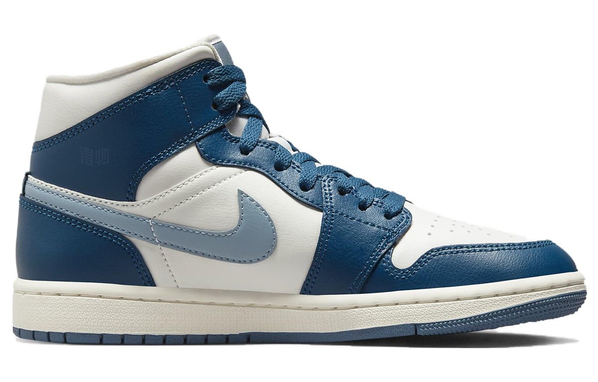 Jordan Air Jordan 1 Mid "Sky J French Blue"