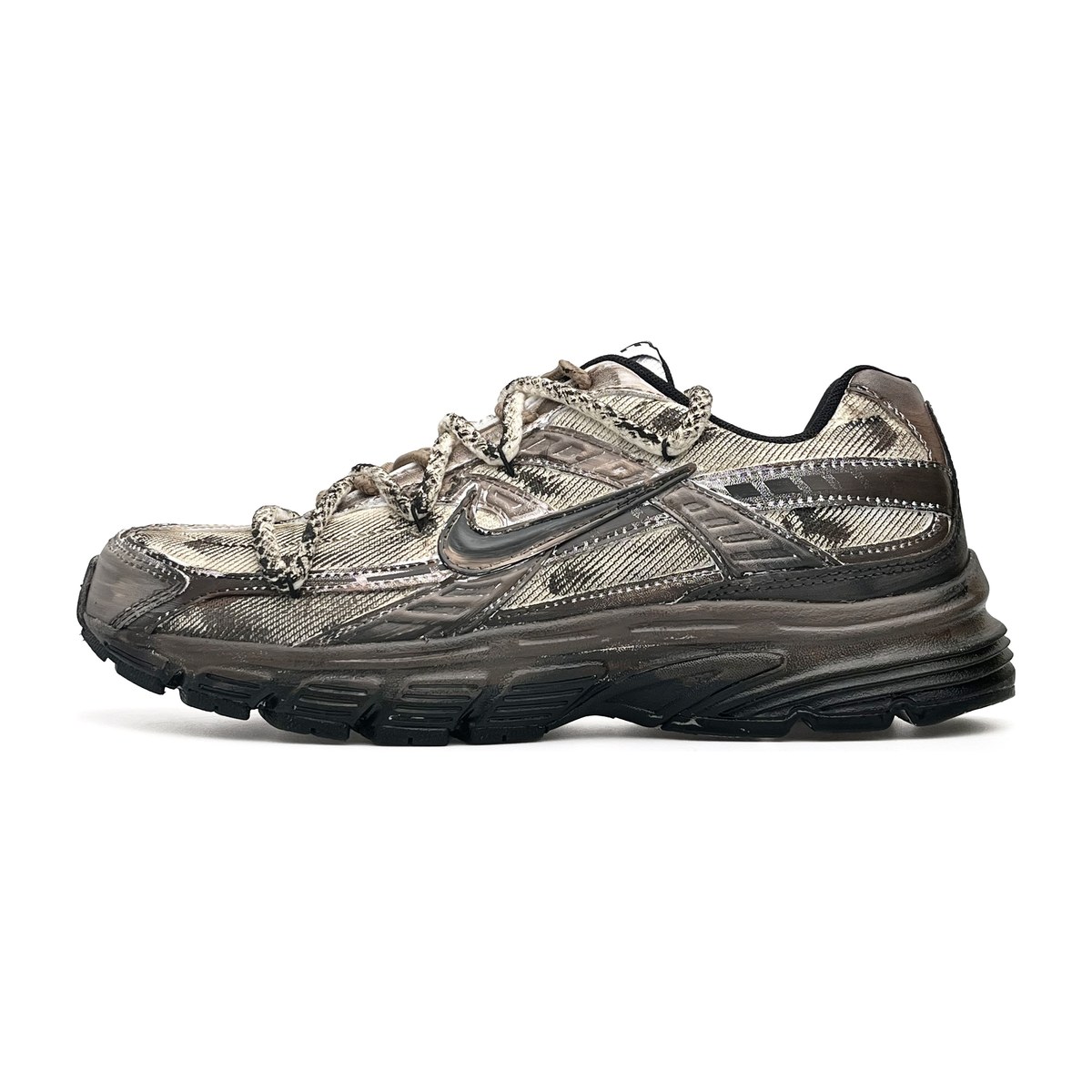 Nike Initiator