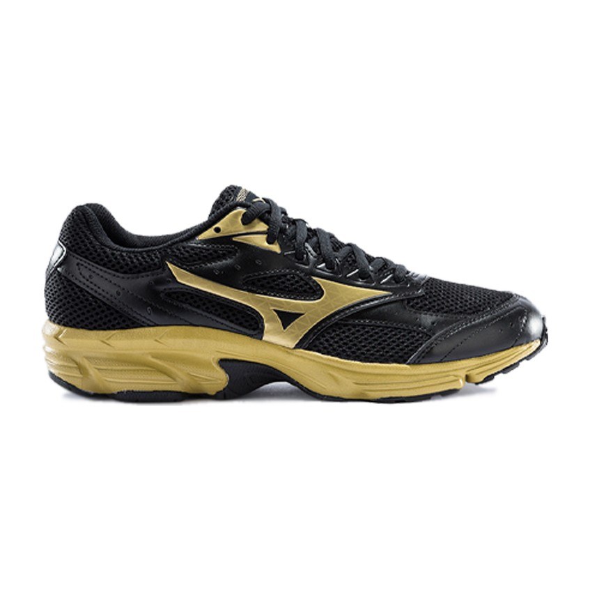 Mizuno Spark CN Black Gold