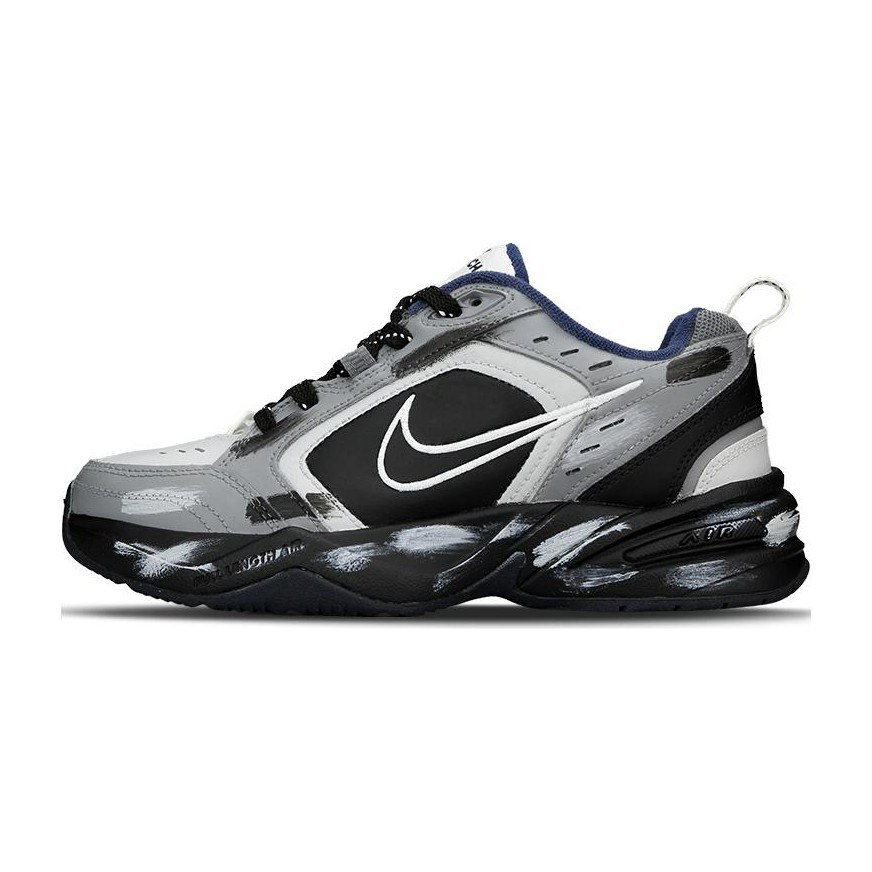 Nike Air Monarch 4