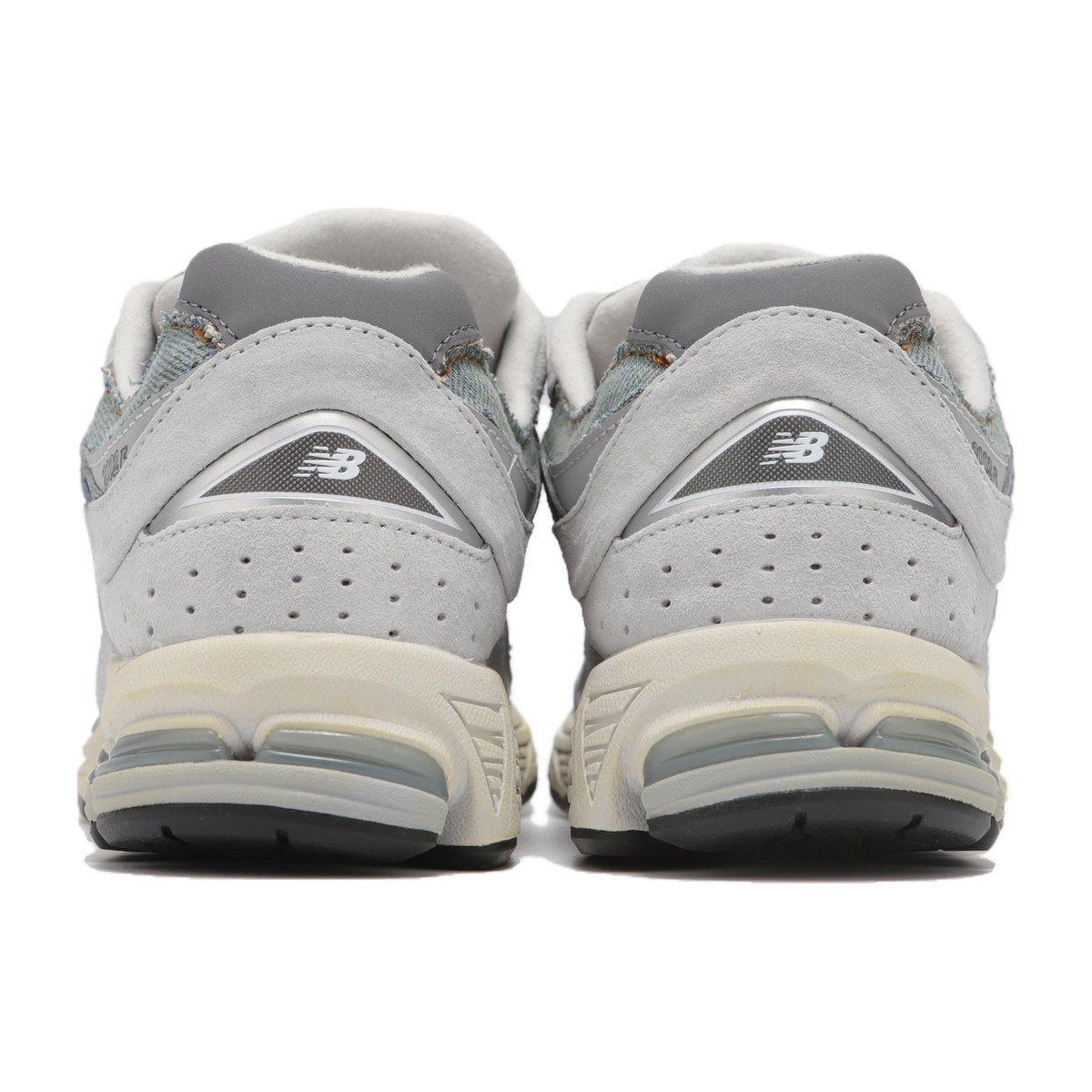 New Balance 2002R