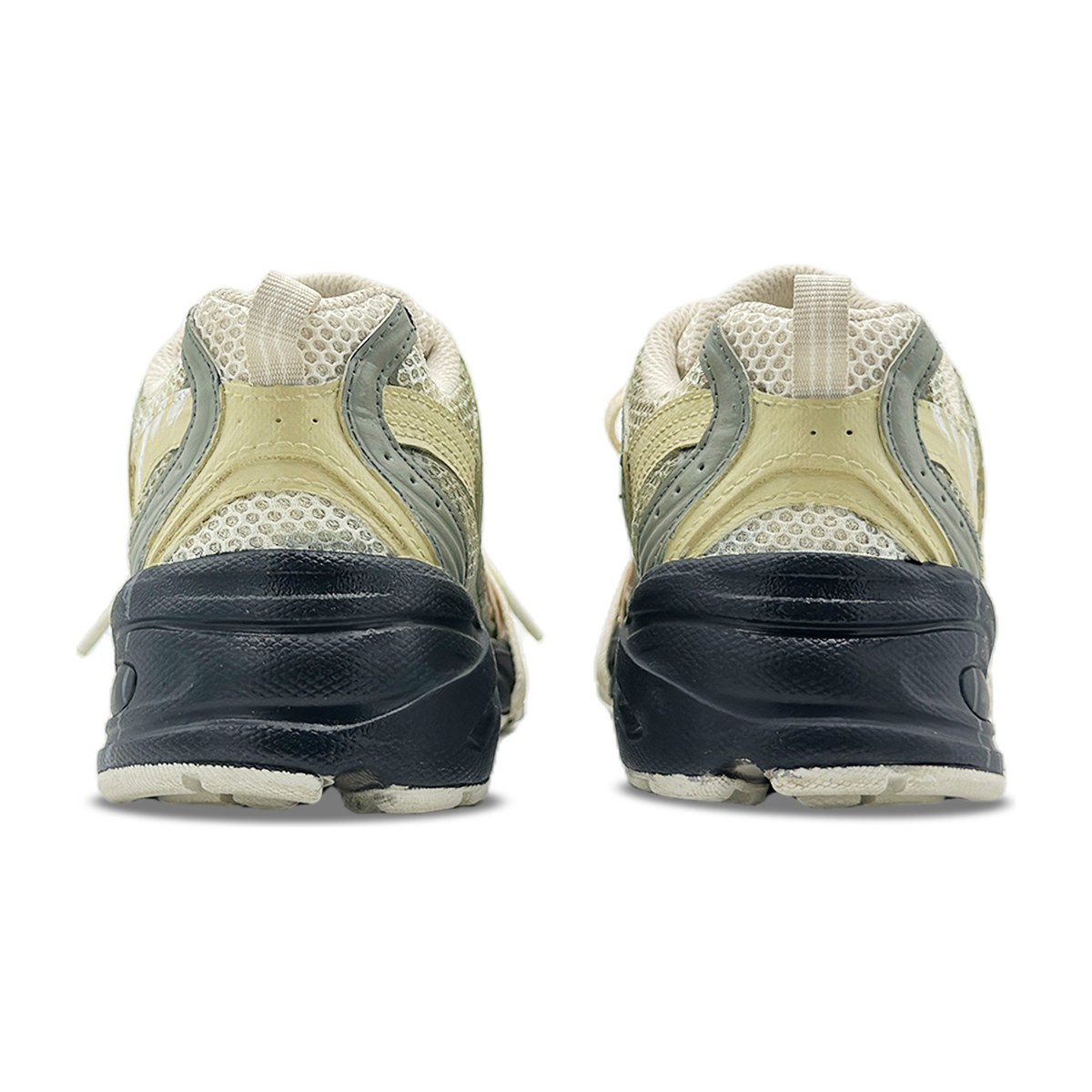 New Balance 530 Funi