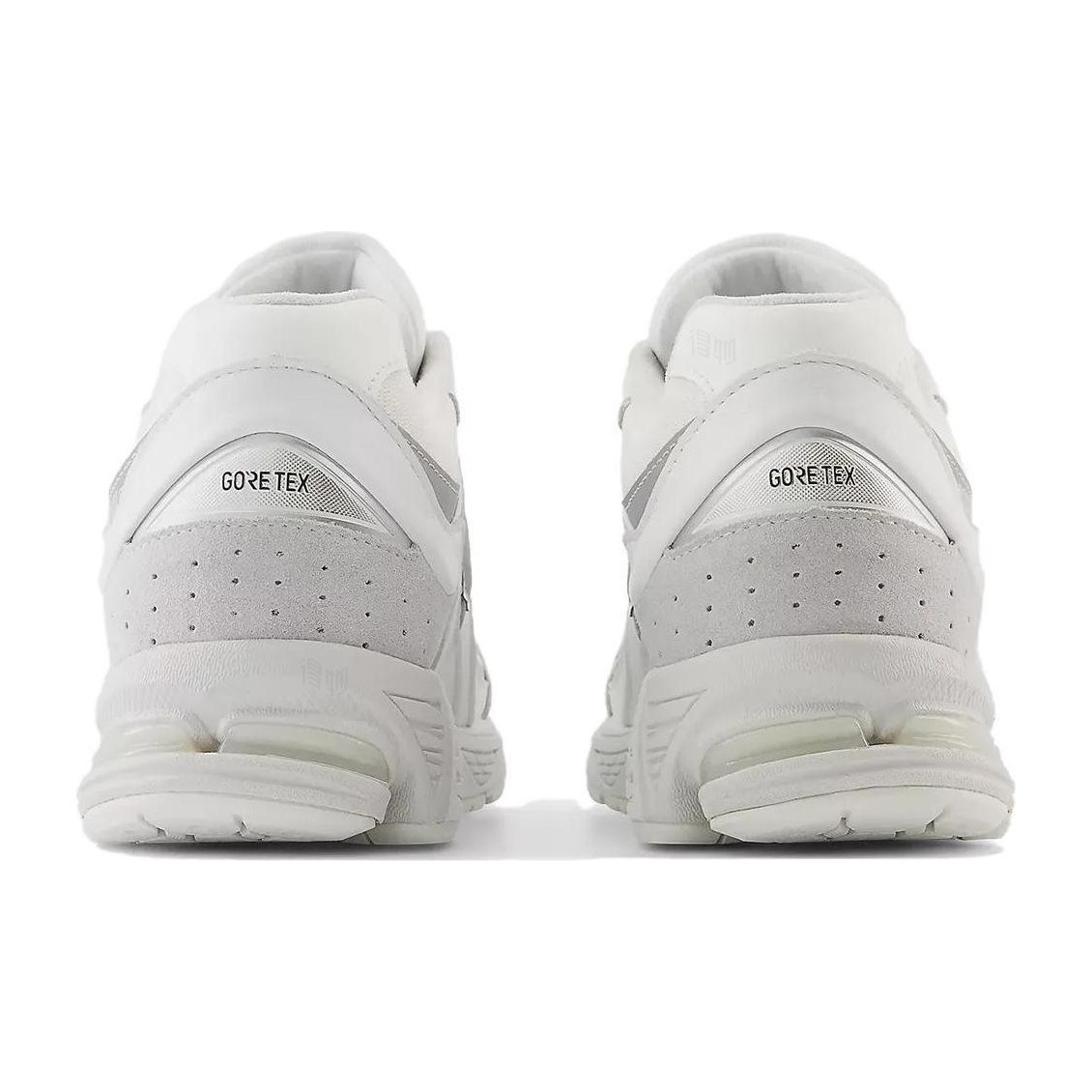 New Balance 2002R Gore-Tex