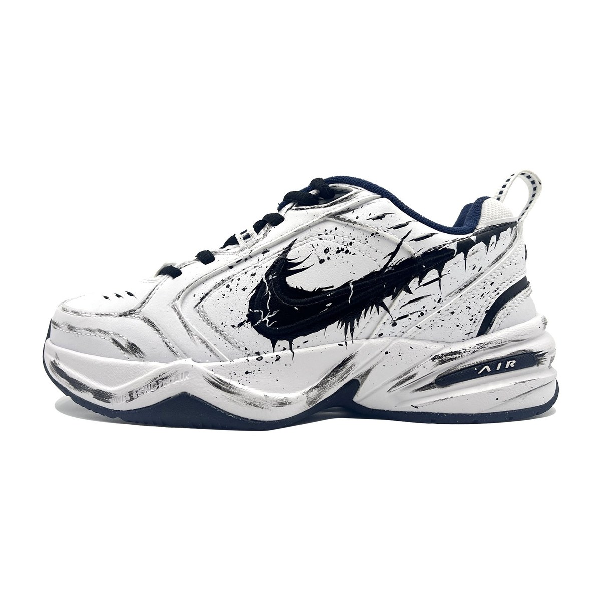 Nike Air Monarch 4