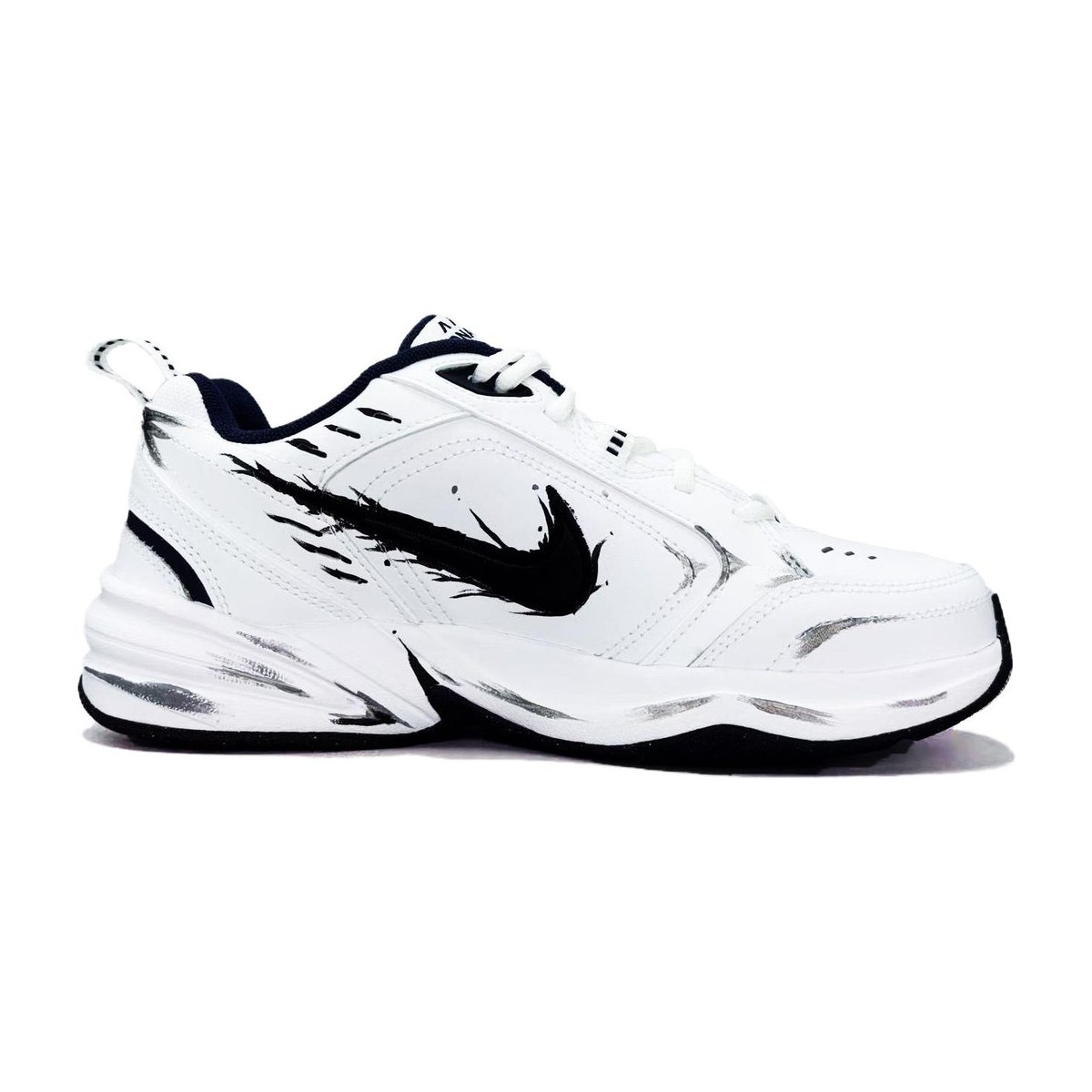 Nike Air Monarch 4