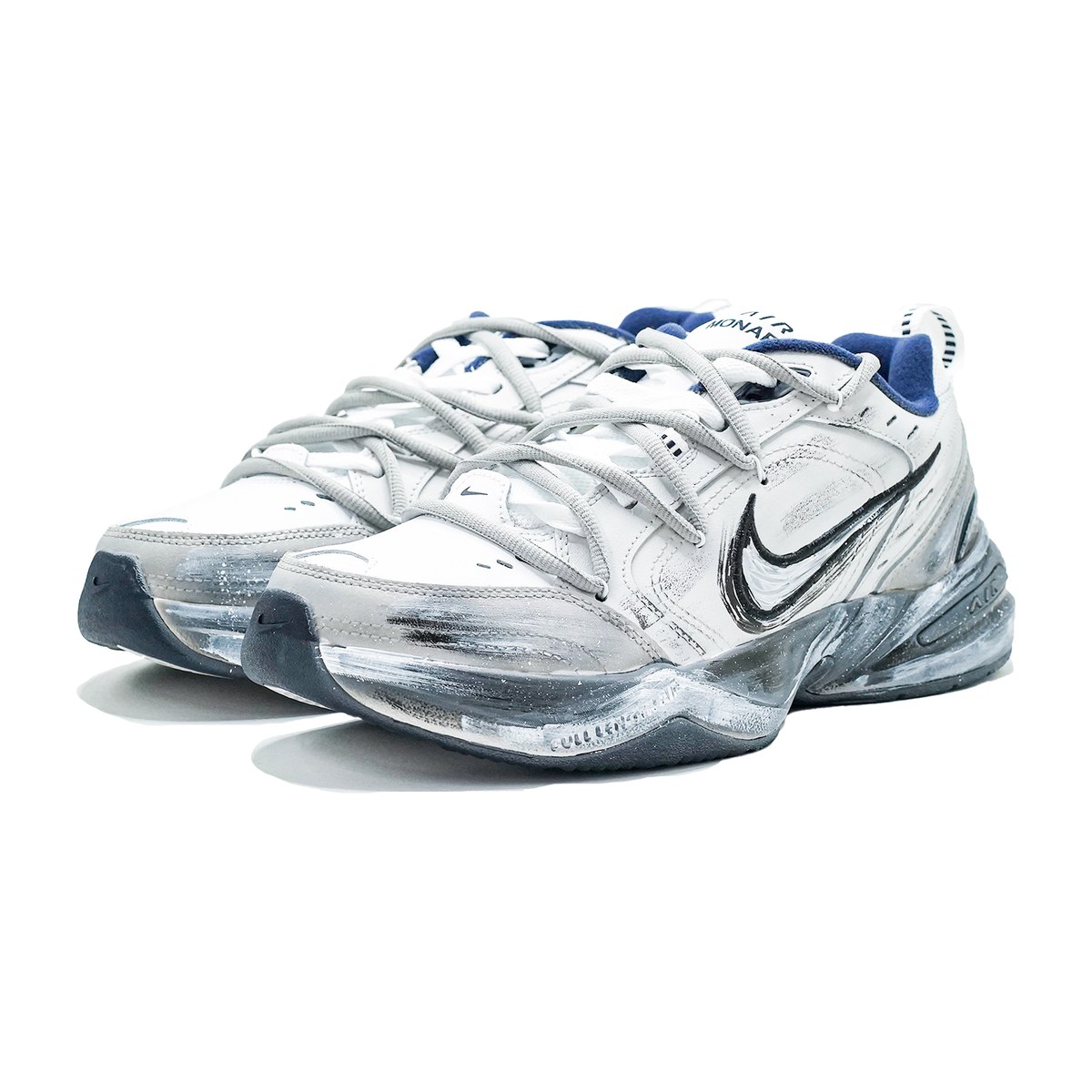 Nike Air Monarch 4