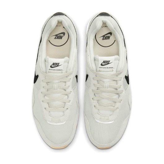 Nike Venture Runner Tan
