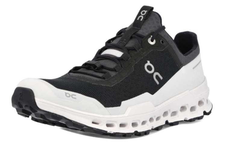 On Cloud Ultra Black