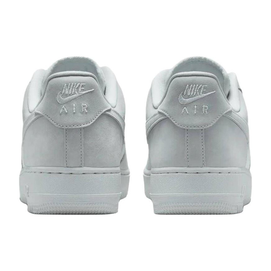Nike Air Force 1 '07 LV8