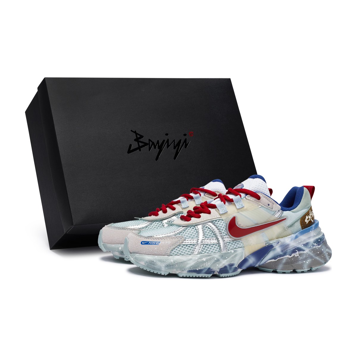 Nike V2K Run 811