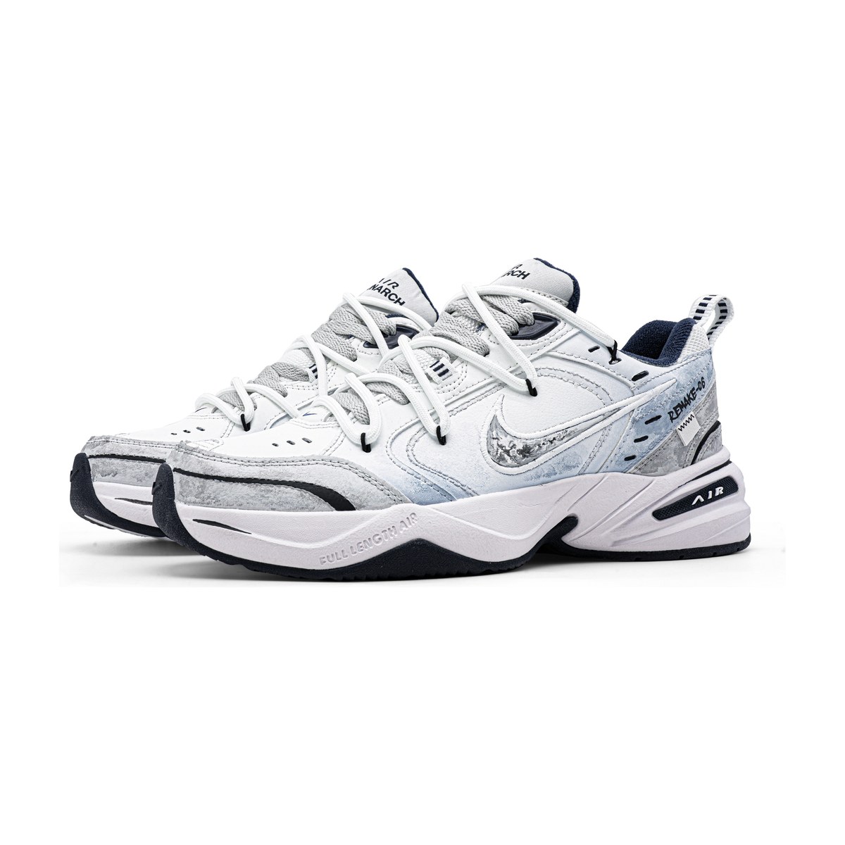Nike Air Monarch 4