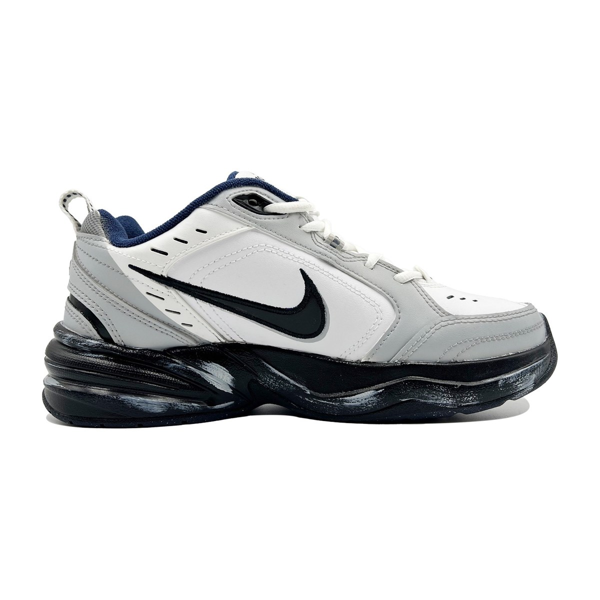 Nike Air Monarch 4