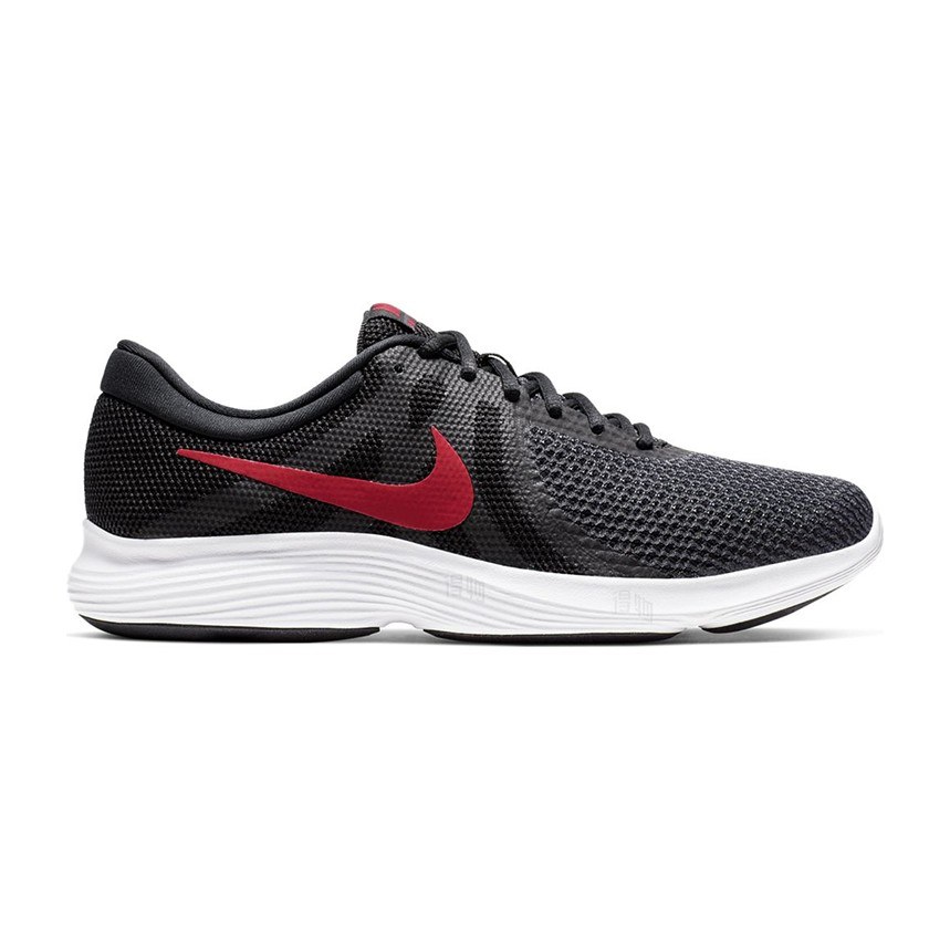 Nike REVOLUTION 4