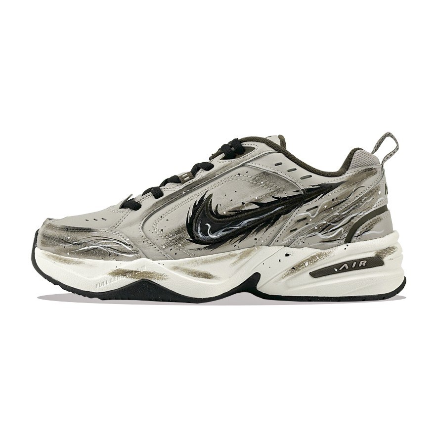 Nike Air Monarch 4