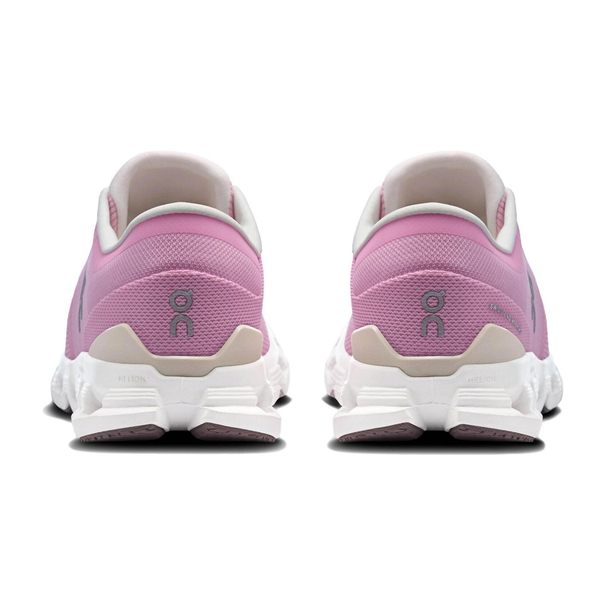 On Cloud X4 Pink