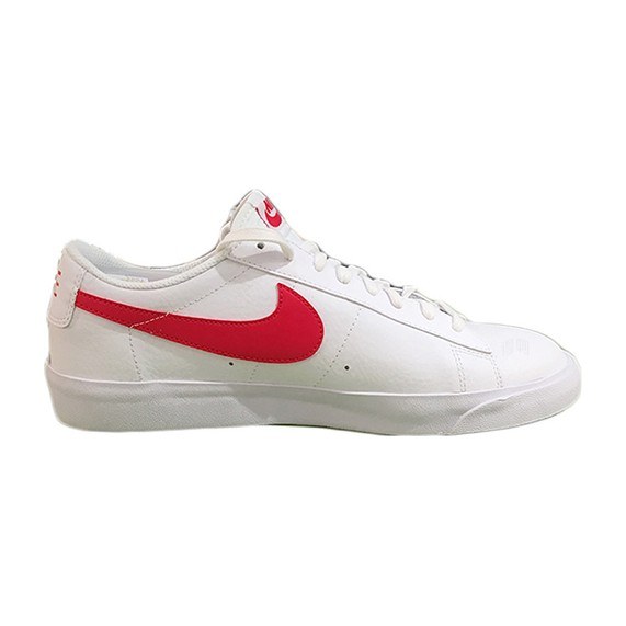 Nike Blazer Low LX University Red