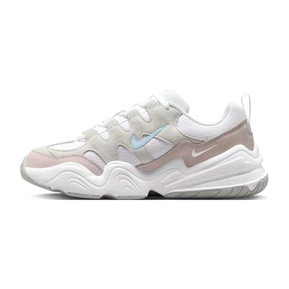 Nike Tech Hera