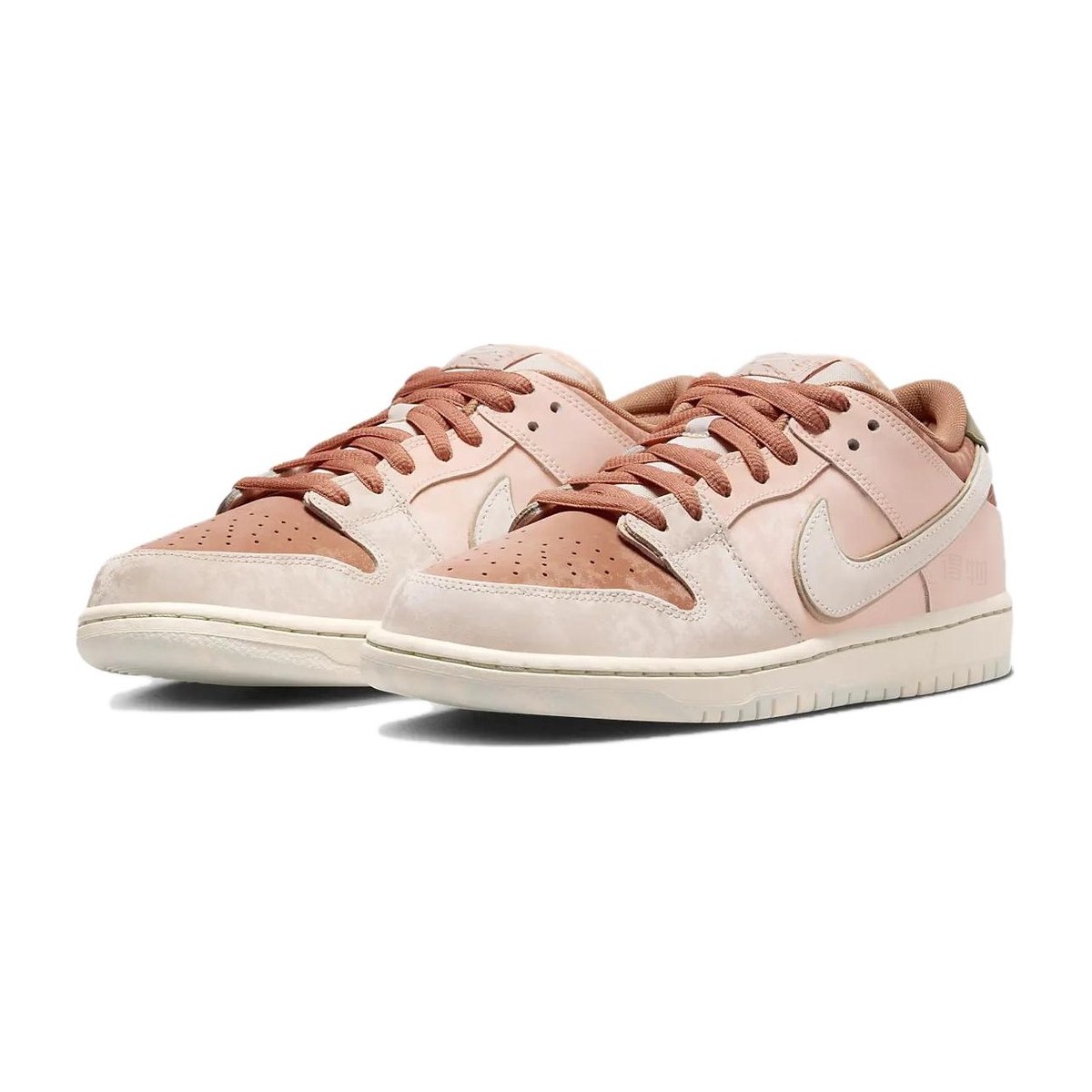 Nike Dunk SB "Trocadéro Gardens"