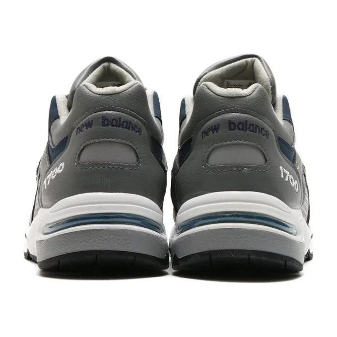New Balance 1700
