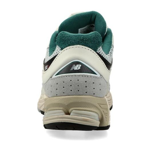 New Balance 2002R