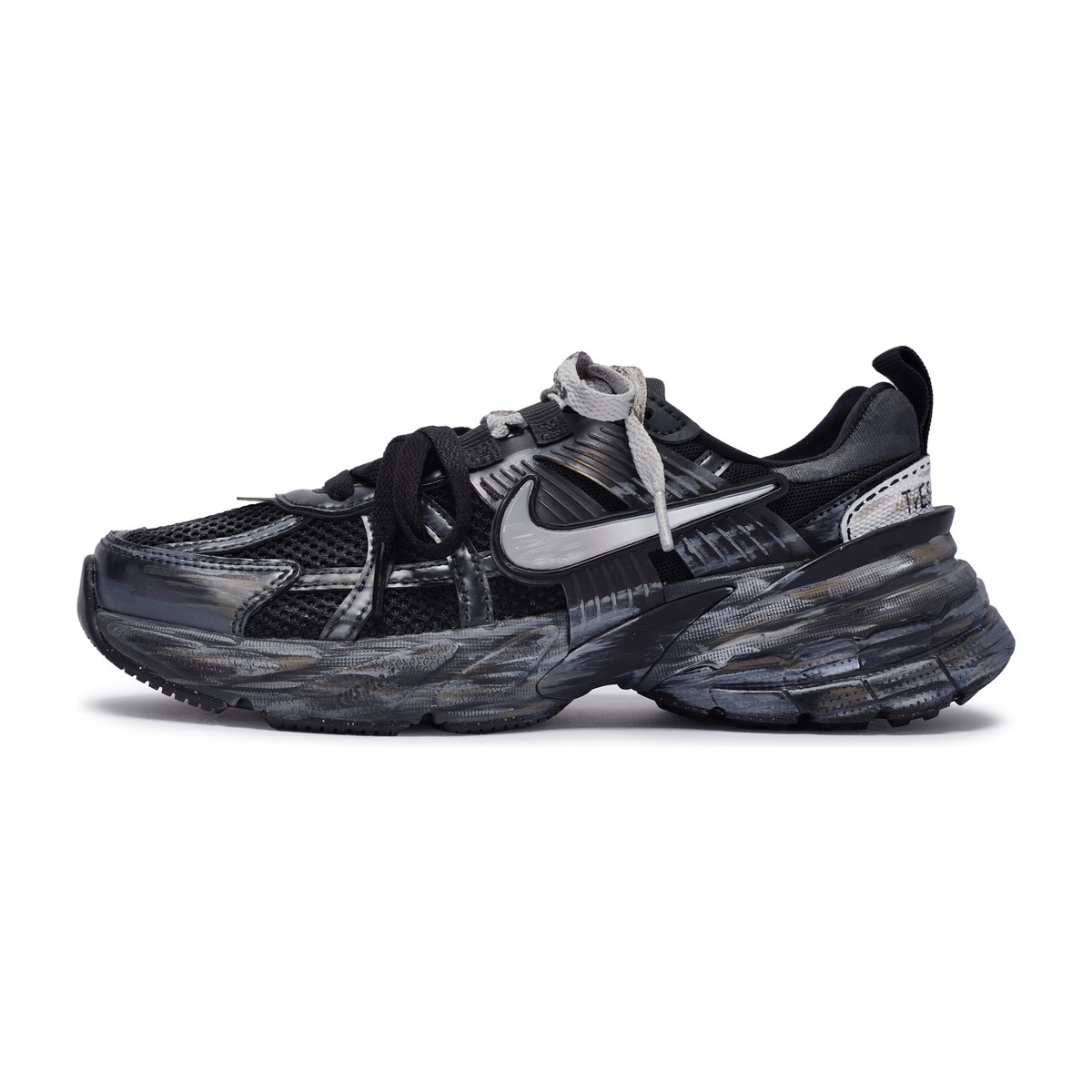 Nike V2K Run 811
