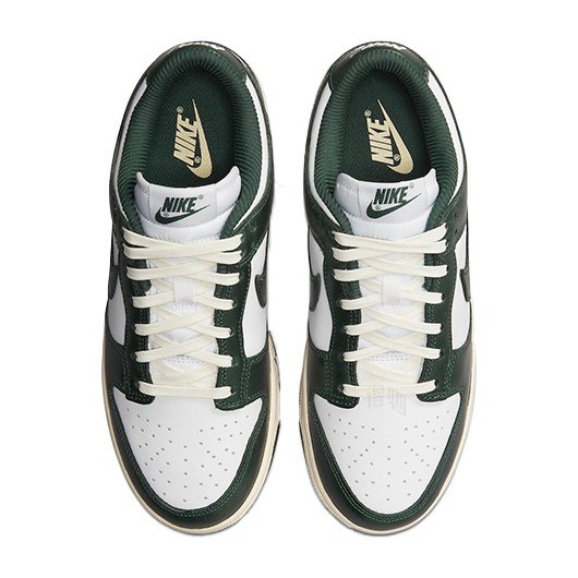 Nike Dunk Low "Vintage Green"