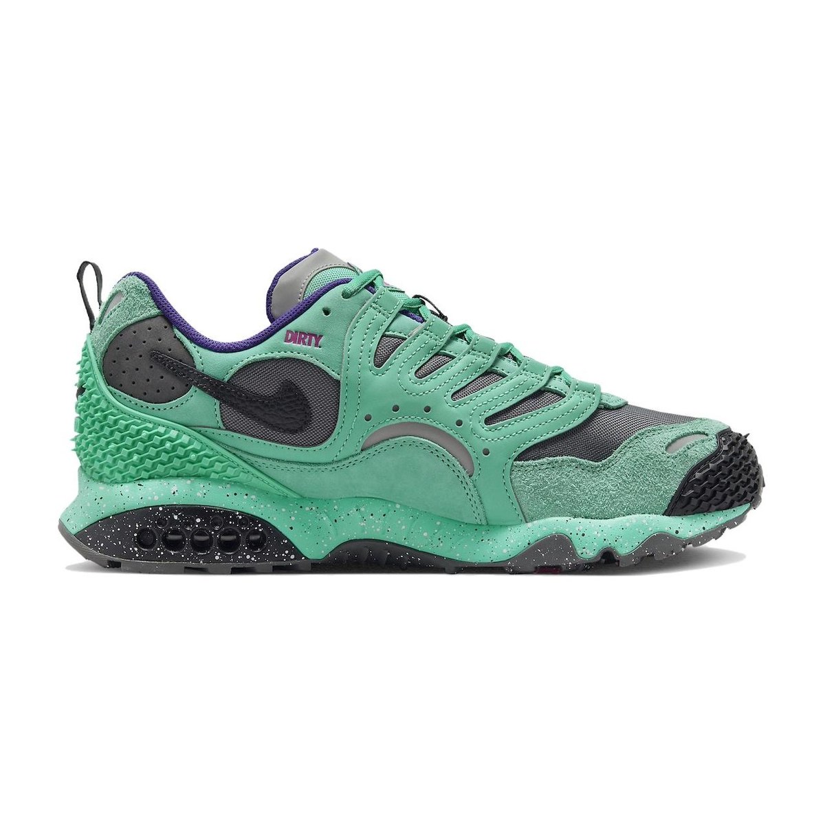 UNDEFEATED x Nike Air Terra Humara "Light Menta"