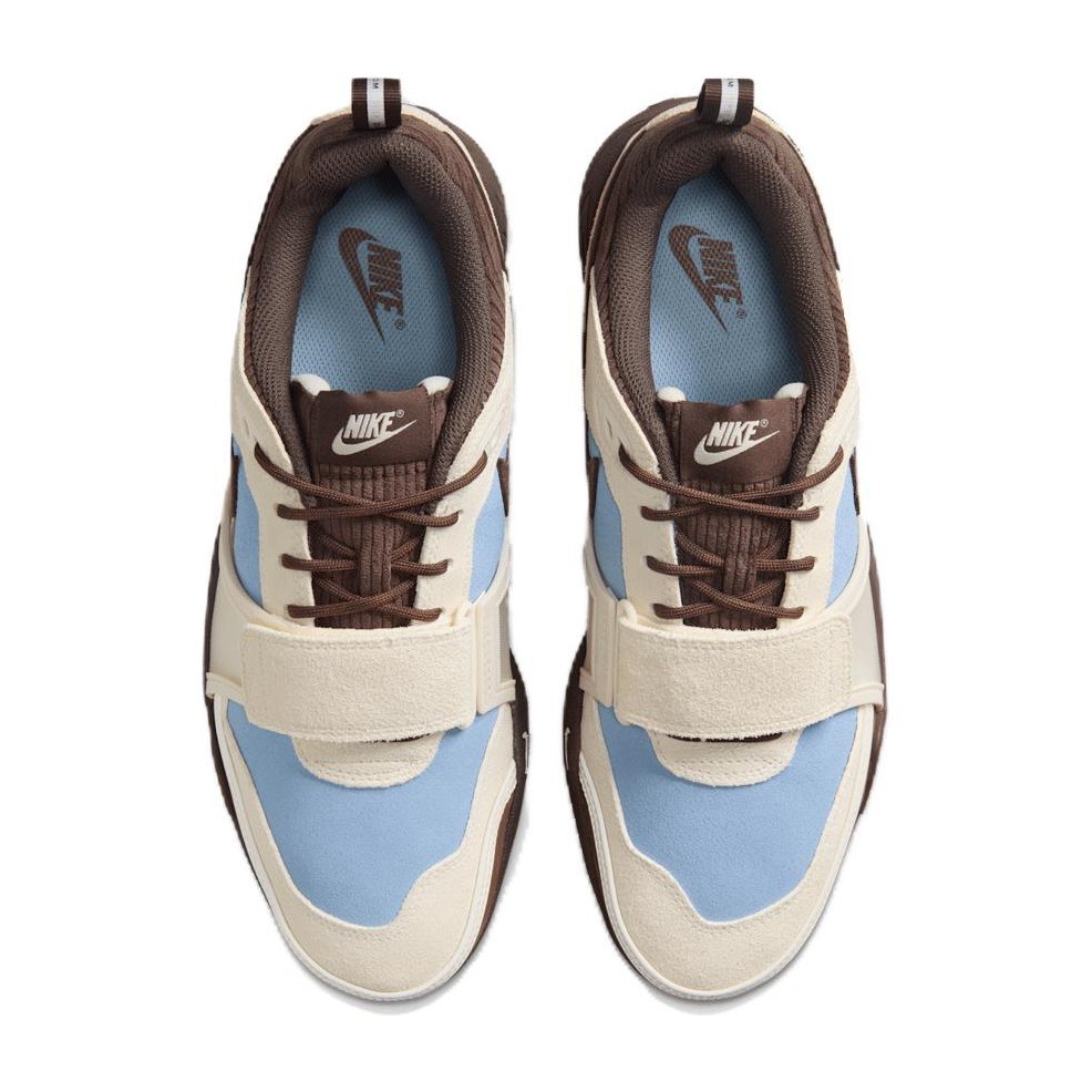 Travis Scott x Nike Zoom Field Jaxx "Leche Blue"