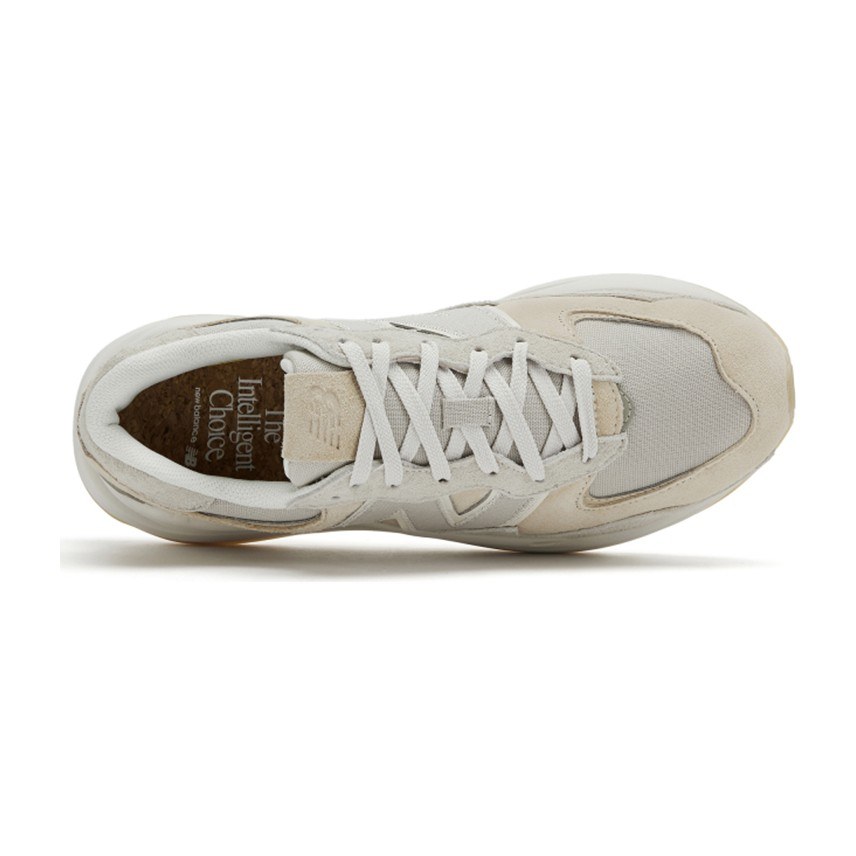 New Balance 5740 Light Beige