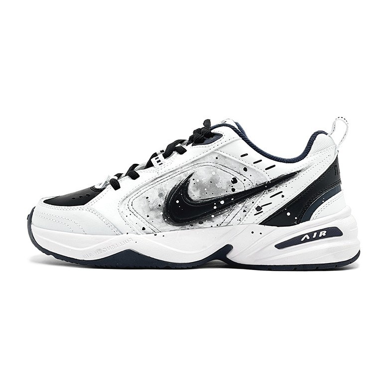 Nike Air Monarch 4